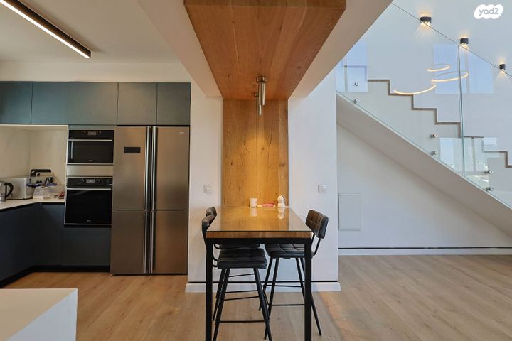 דופלקס, הוד השרון