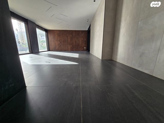 גג/ פנטהאוז, עלי מוהר, נווה זמר, רעננה