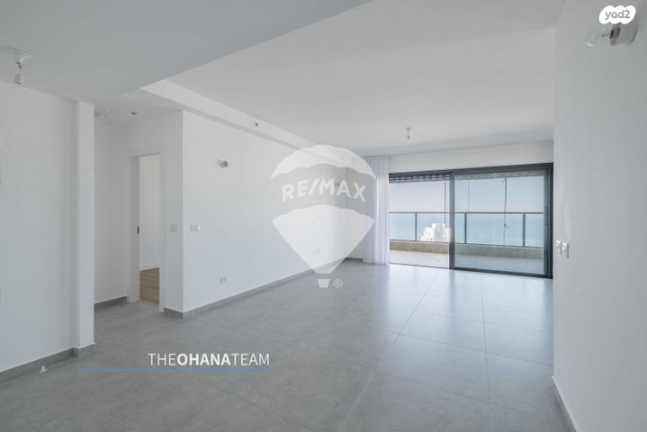 אמנון ליפקין שחק 