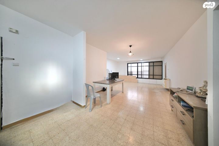 רמז, מערב ותיק