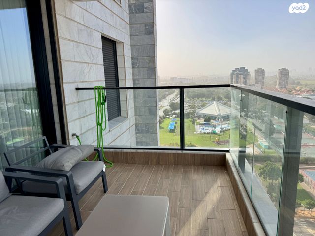 דירה, יונה וולך, גרין פארק החדשה, הוד השרון