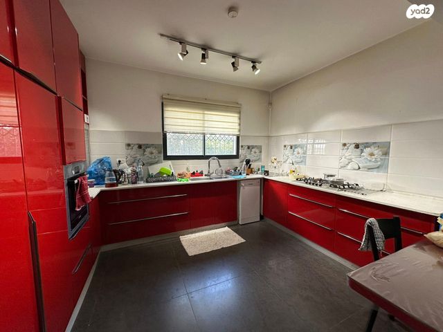 בית פרטי/ קוטג', גן יבנה