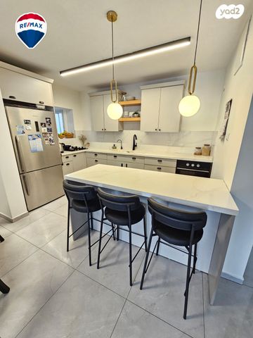 דירת גן, שושנים 2, גן שמואל, קרית מלאכי