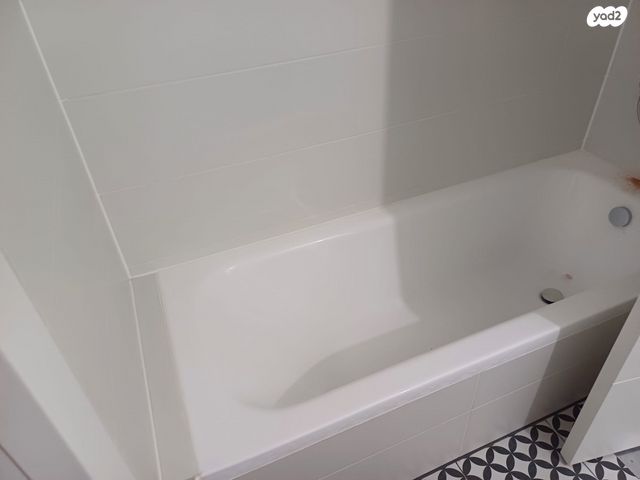 דירה, הכלנית, רעננה