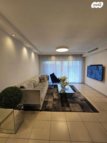 אפרים קישון 