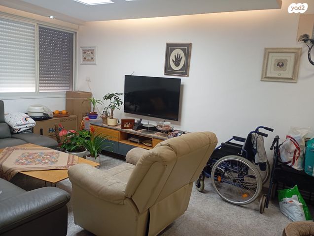 דירה, מרדכי נמיר 9, קרית ים ב', קרית ים