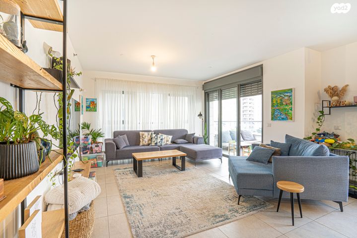 עזר וייצמן 2