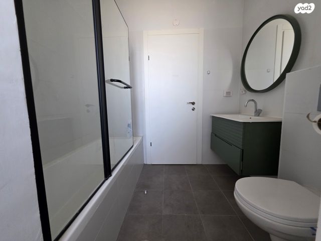 גג/ פנטהאוז, שקמים ואגמים, אשקלון