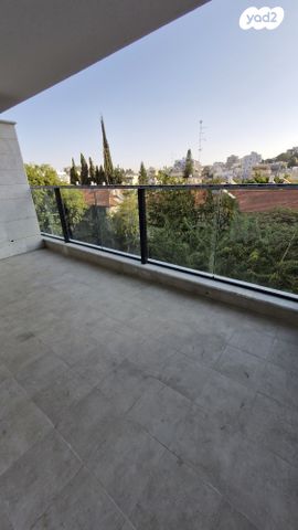 דירה, הרא"ה 90, שכונת הלל, רמת גן