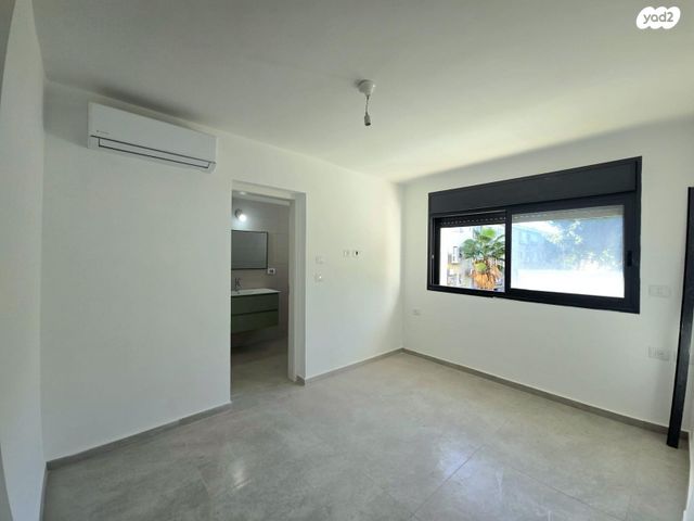 דירה, אסירי ציון, קרית שרת, רעננה