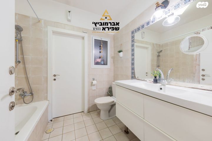 דירה, דרך קדומים, הדרים, הדרים החדשה, כפר סבא