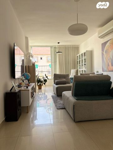 יחזקאל דנין 