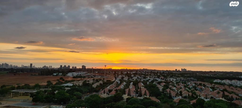 דירה, טווס 3, רמות מנחם, הוד השרון