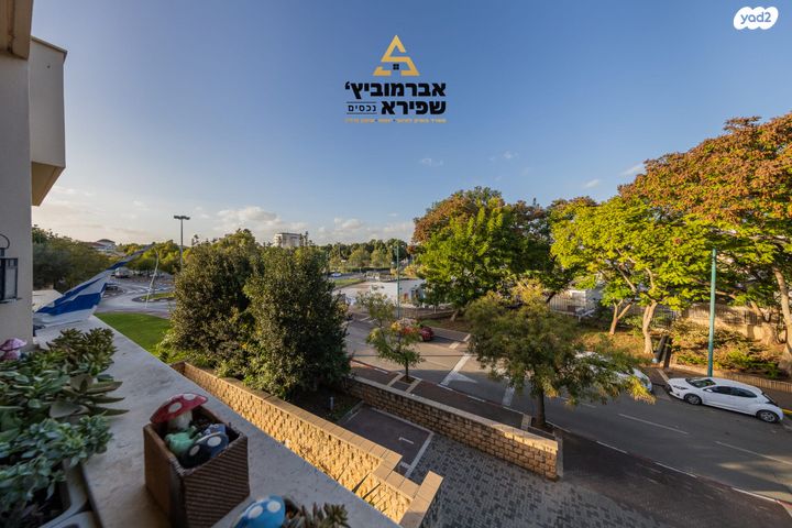 דירה, דרך קדומים, הדרים, הדרים החדשה, כפר סבא