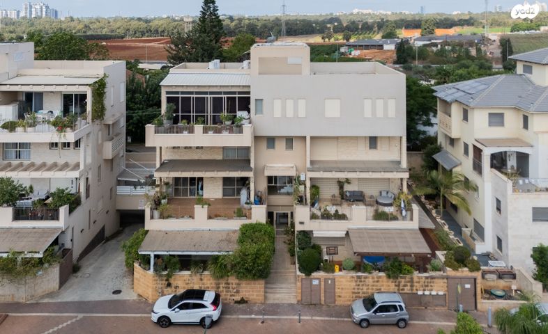 דירה, רסקו ג', הוד השרון