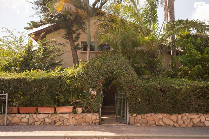 בית פרטי/ קוטג', הפרג 7, קרית ההגנה, רחובות