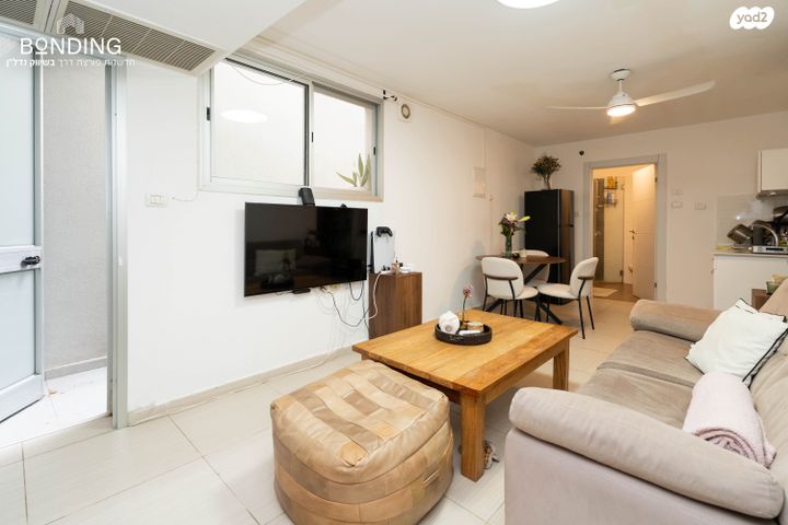 דו משפחתי, הזית, תל צור, אבן יהודה