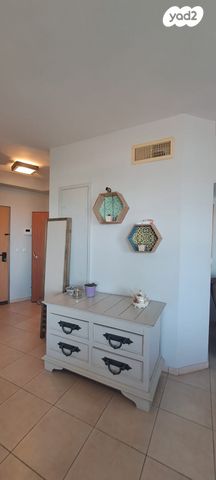 דירה, טווס 3, רמות מנחם, הוד השרון