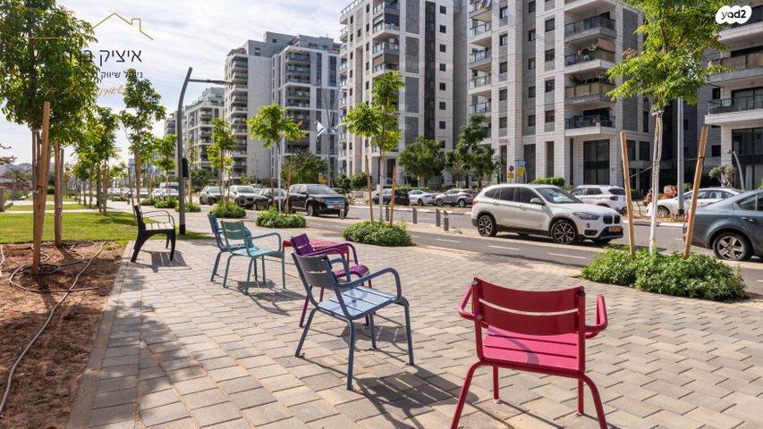 דירה, נאוה סמל, צומת סביון, קרית אונו