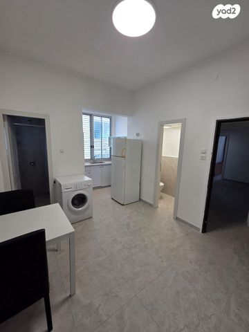 דירה, שדרות בנימין 4, נתניה