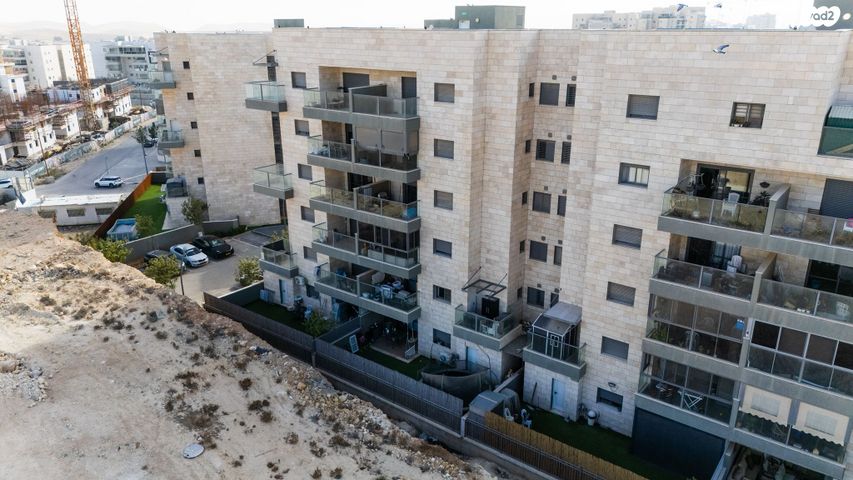 דירת גן, השחר, דימונה