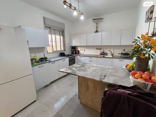 דירת גן, לאה אמנו, אחיסמך, לוד