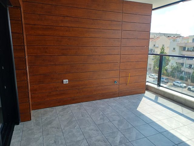 דירה, הכלנית, רעננה