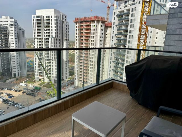 דירה, יונה וולך, גרין פארק החדשה, הוד השרון