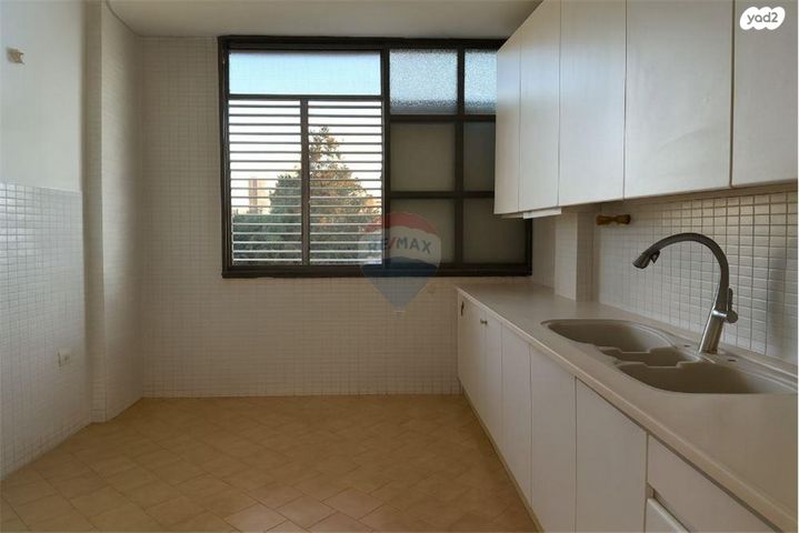 דירה, בוקי בן יגלי 3, לב תל אביב, לב העיר צפון, תל אביב יפו