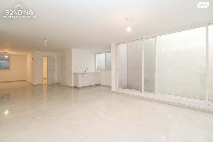 דו משפחתי, נר הלילה, 212 מזרח, אבן יהודה