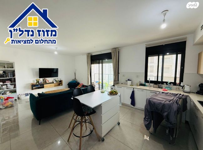 דירה, יהושוע אזולאי, נווה שרון / שער העיר, נתיבות