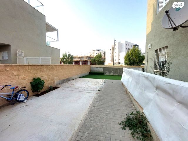 טריפלקס, לילך, אופקים