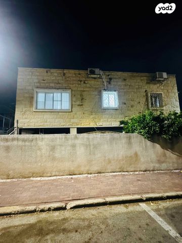 דירת גן, עכו