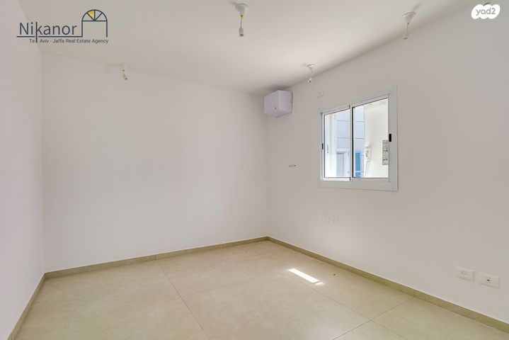 גג/ פנטהאוז, פחד יצחק, עג'מי, גבעת העליה, תל אביב יפו