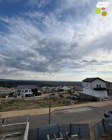 דו משפחתי, זכרון יעקב