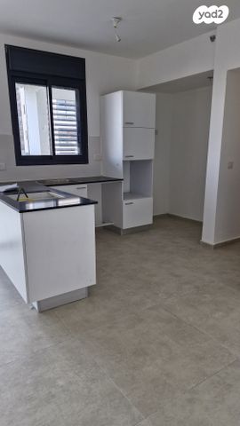 דירה, הרא"ה 90, שכונת הלל, רמת גן