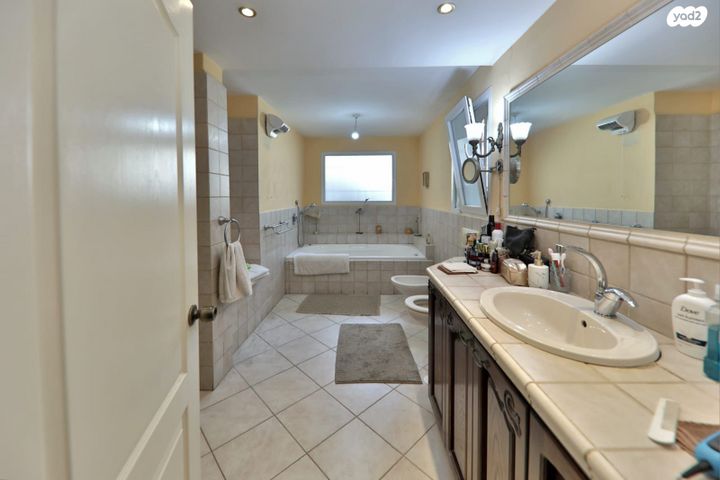 בית פרטי/ קוטג', הנוטר, קרית חיים מזרחית, חיפה