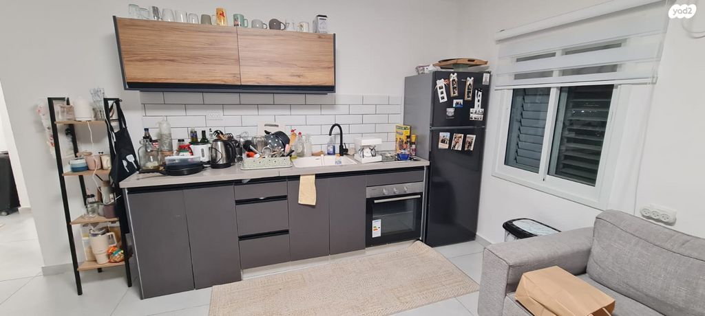 כיכר אליעזר קפלן 12