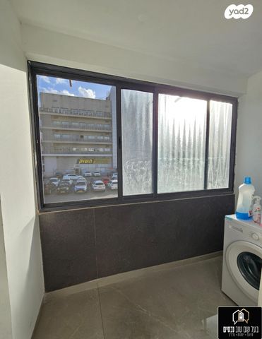 דירה, הוגו מולר, מרכז העיר, קרית אתא