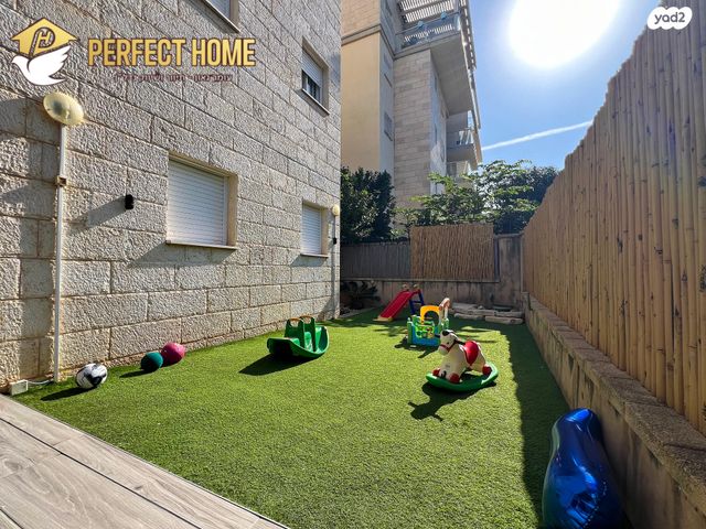 דירת גן, שדרות בגין, נוף הדר, כפר יונה