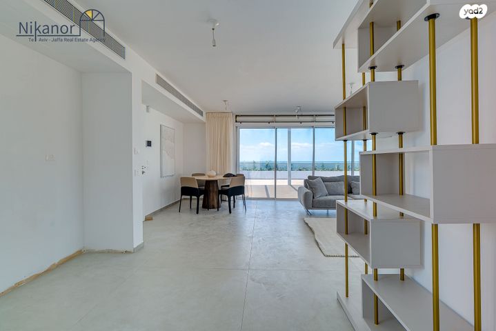 גג/ פנטהאוז, פחד יצחק, עג'מי, גבעת העליה, תל אביב יפו