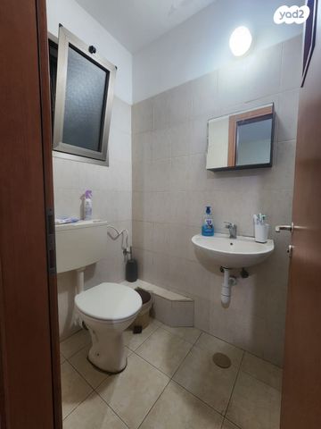 דירה, יובלים, נאות שמיר, רמלה