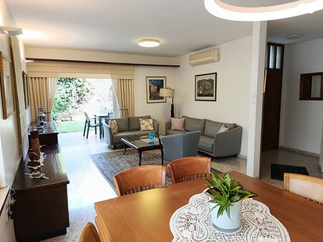 דו משפחתי, בנימין מטודלה, שיכון דן, נווה דן, תל אביב יפו