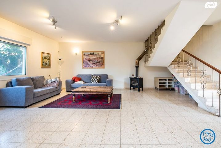 דו משפחתי, מושבה מרכז, זכרון יעקב