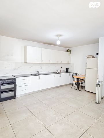 דירת גן, ריש לקיש, רמת עזרא / רמת בית שמש ד-2, בית שמש