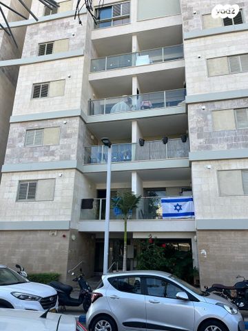 דירה, ארלוזורוב 10, הגבול רוטשילד, בת ים