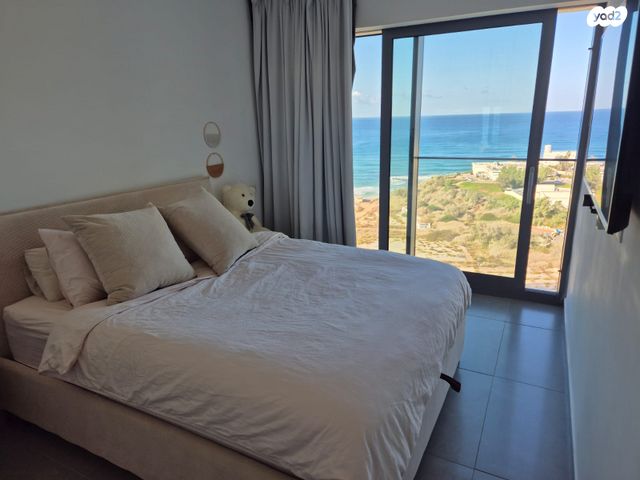 דירה, שדרות רחבעם זאבי, גבעת אולגה, חדרה