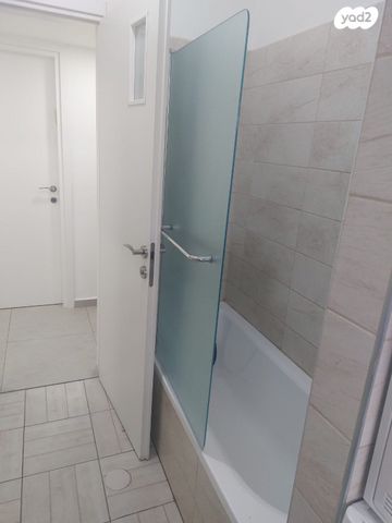 טריפלקס, לילך, אופקים