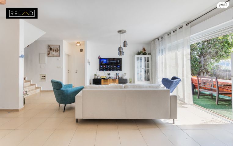 דו משפחתי, ניצני השרון, פרדס חנה כרכור