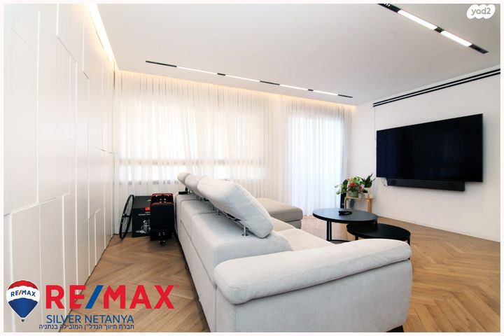 דירה, אלונים, קרית השרון, נתניה